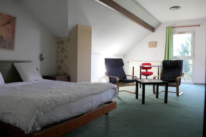 Hotel Restaurant Du Mee Le Mee-sur-Seine Room photo